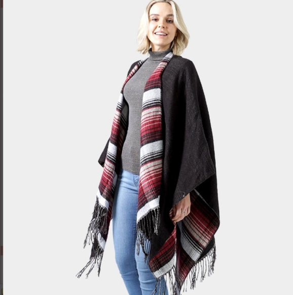 Reversible Wrap - Picture 2 of 3